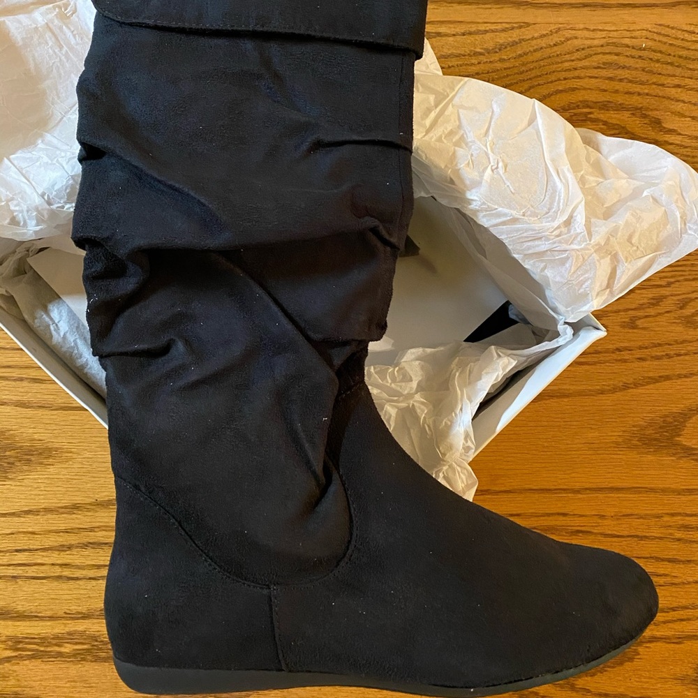 NEW Rampage Bridge Black Faux Suede Boots 9.5